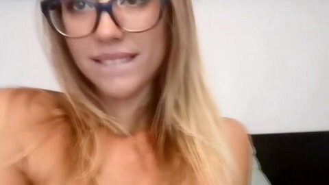 'i Undress And Masturbate My Pussy With Pink Panties'