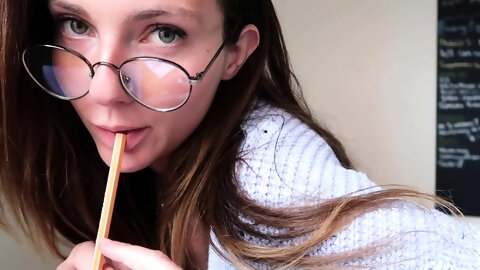 Lovely Amateur Teen Brunette Masturbating Outdoor