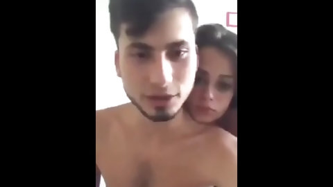 Bebek Gibi Liseliyle CanlÄ± YayÄ±n SikiÅŸ!